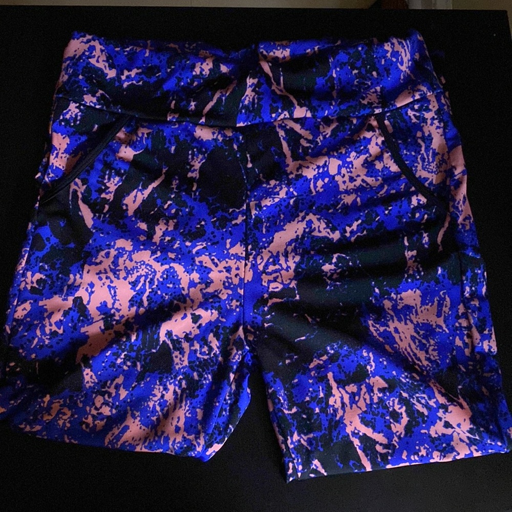 Two piece set - Picture 3 of 4